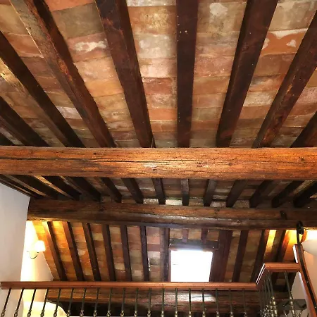 Maison De Pecheur A بوركيرول